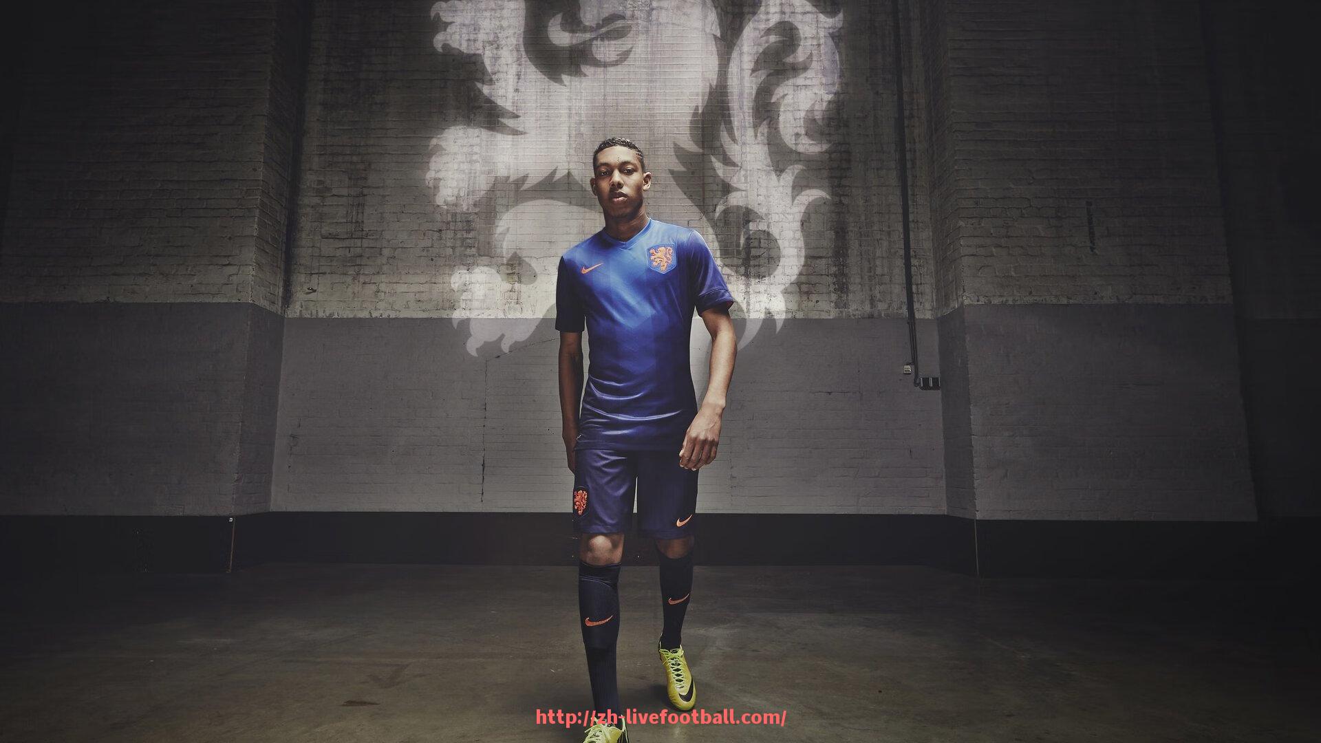 足球直播-世俱杯球衣布料拉伸率测试及其运动适应性研究